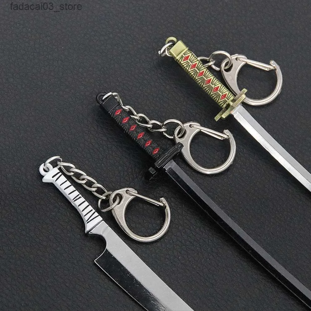 Keychains Lanyards Anime Bleach Kurosaki Ichigo Zangetsu Sword Keychain Tensa Zangetsu Zanpakuto Weapon Pendant Key Chain for Men Car Keyring Gift Q240201