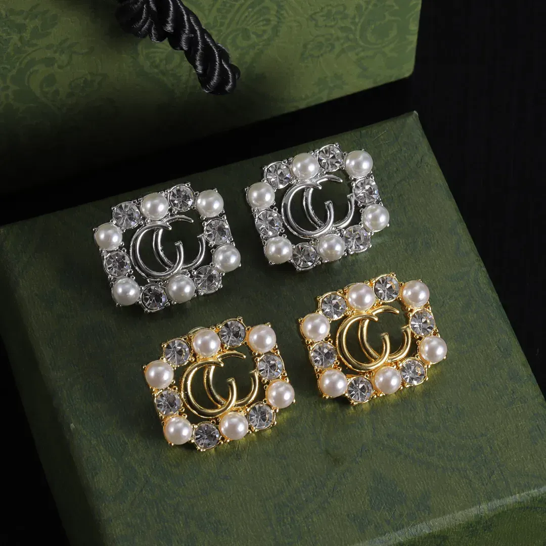 Luksusowe litery diamentów Pearl Kolczyki projektant Jewlery dla kobiet Eleganckie kolczyki z kolczykami Gold Hoops Srebrny kolczyki z pudełkiem -3