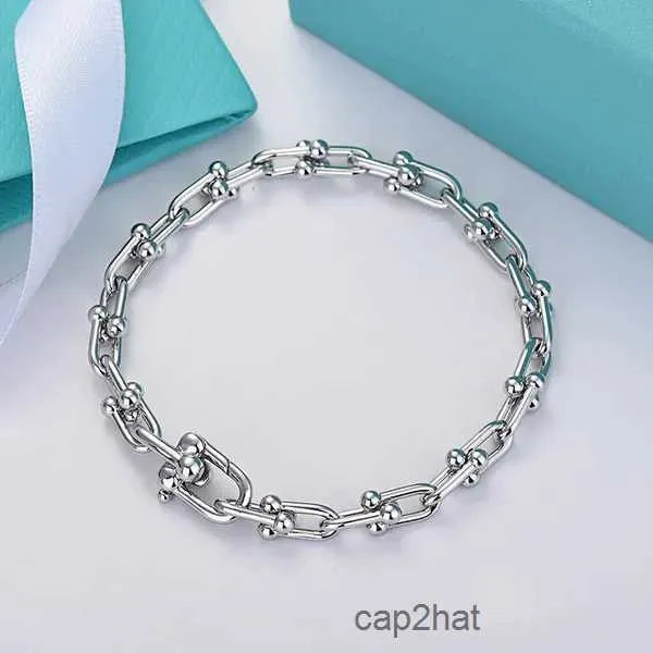 سوار سحر مزدوج الذهب مزدوج 18 كيلو للنساء العلامة التجارية الفاخرة S925 Silver Plated Horse Shoes Designer Ol Style Bangle Party Wedding Nice Jewelry F50p