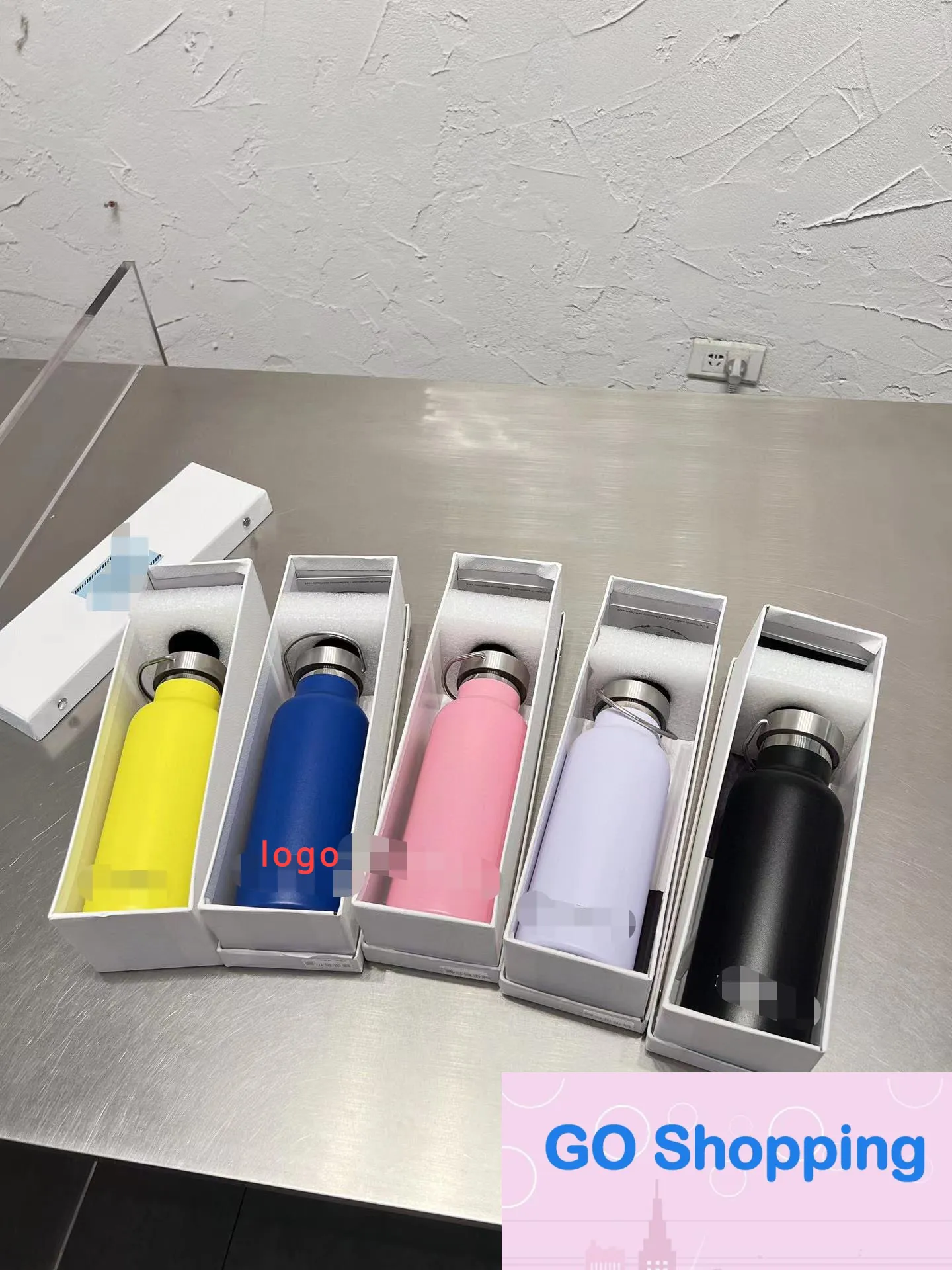 Designer Thermos Cup Minimalism Cup med halmvattenkopp för män och kvinnor parar kreativ semestergåva matchande gåva