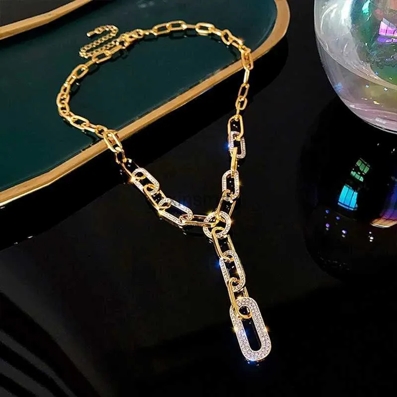 Chokers Korean Style Metal Chain Around The Neck Design Personality Hip-Hop Clavicle Chain Fashion Exaggeration Necklaces Jewelry Gothic YQ240201