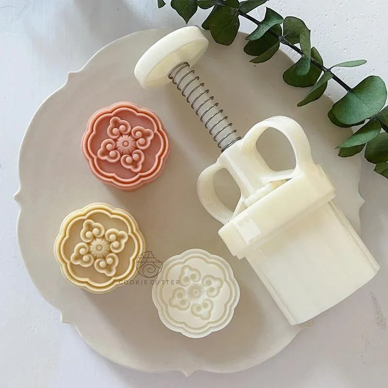 Bakvormen 50g Venster Bloem Mooncake Mold Mung Bean Cake Gebak Handpers DIY Plastic Gereedschap Decoratie