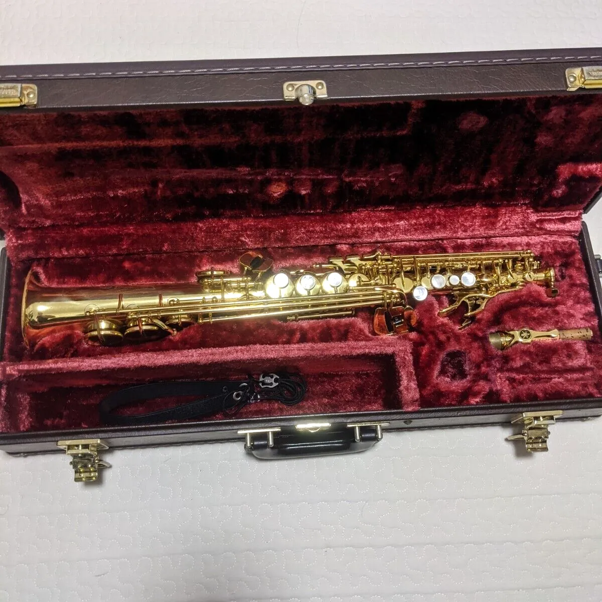 Sax soprano YSS 675 con custodia rigida come da foto