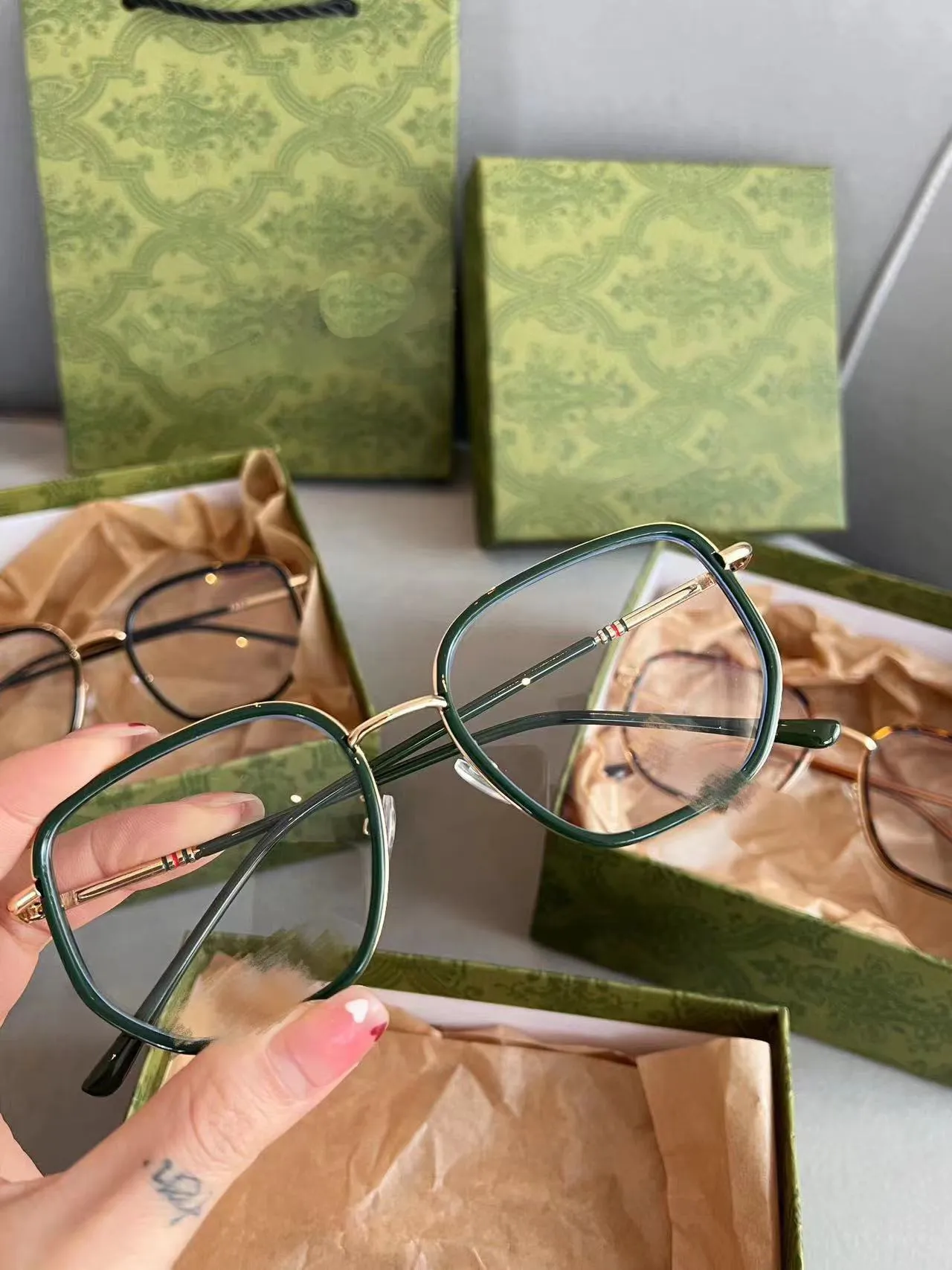 Дизайнерские солнцезащитные очки, модные очки с плоскими линзами и защитой от синего света, украшение в оправе для близорукости, сверхлегкая веганская зеленая оправа