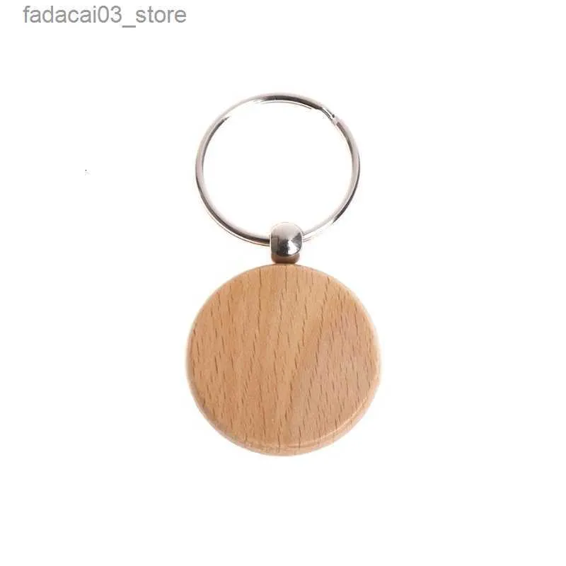 Keychains Lanyards Natural Wooden Key Ring Keychains Round Square Anti Lost Wood Accessories Gifts Q240201