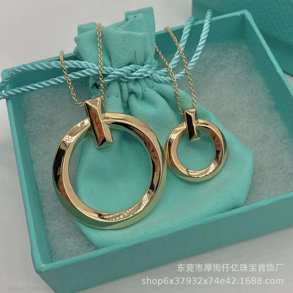 Tiffanyjewelry Altın Kolye Tasarımcısı Kadınlar için Mücevher Mücevherleri T1 Daire Kolye S925 STERLING Silver High Edition Circle Pürüzsüz Yaka Zinciri Moda ve Simpli