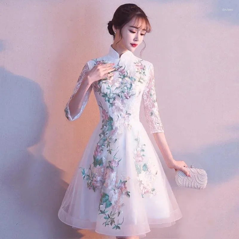 Sukienki zwyczajne imprezę wieczorną sukienkę cheongsam oriental chiński styl kobieta elegancka koronkowa qipao seksowny ślub Prom krótki szata retro vestido