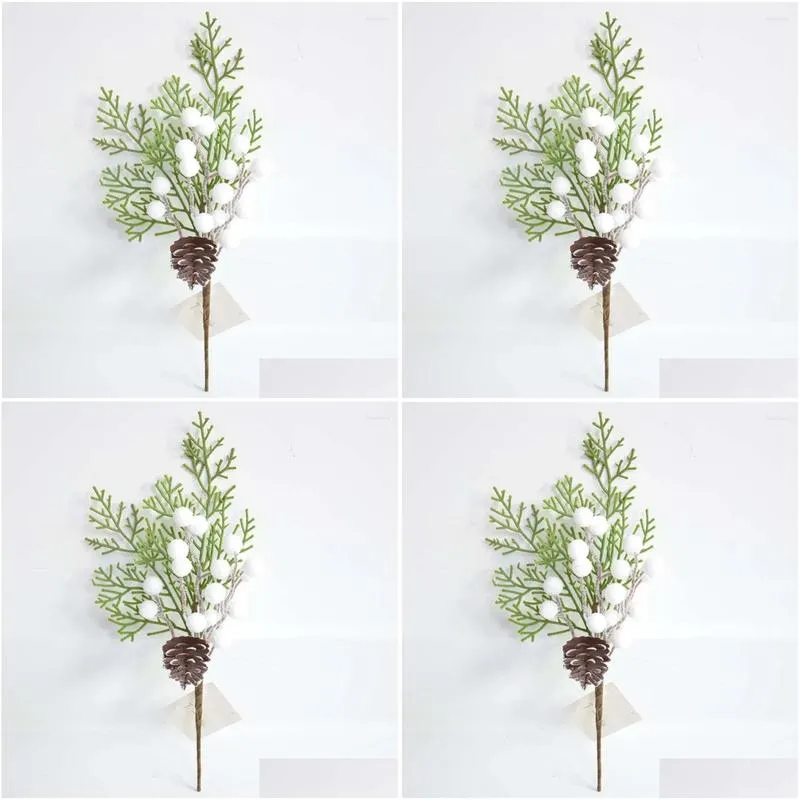装飾的な花の花輪人工植物シミュレーションクリスマスレッドフルーツスノーフレークリビングとホームアクセサリーOTLY3に使用される松の針