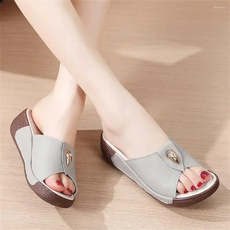 Slippers Size 36 Plataform Shoes Women Sandal Brown Luxury Designer Slipper Sneakers Sport Hyperbeast Teni Importers