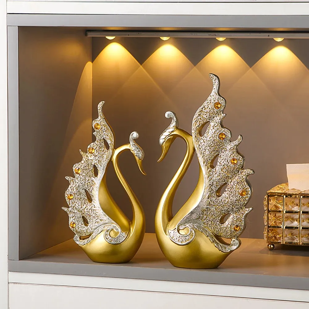 Altın Hayvan Figürinleri Hediye Modern Ev Dekorasyon Reçine Odası Dekoru Swan heykelleri ve Düğün Heykelcik Masa Aksesuarları 240123