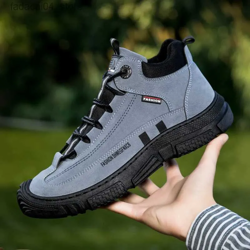 Roller Shoes Fashion Waterproof Hiking Shoes Leather Trekking Boots Outdoor High Top Sneakers Sports Running Tactical Men Suede Casual Shoes Q240201