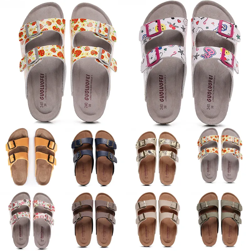 Candy Beach Sandália de alta qualidade Cazeiro Papai Sandals Color Flats Sapatos Designer Slipper ao ar livre Comforto de fundo liso feminino S 23 S