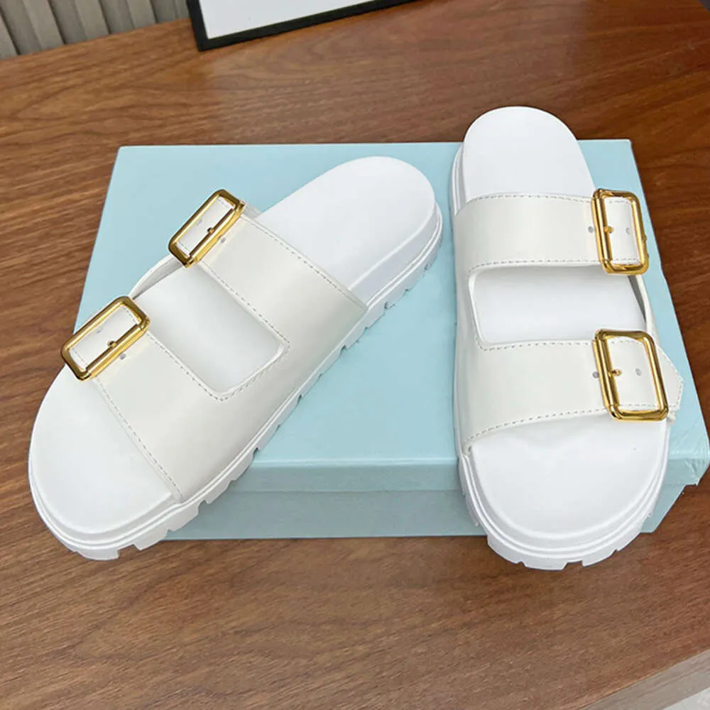 Med låda lyxiga sandaler läderspänne glider fotbädd sandal sommarstrandslip på tofflor svart mode kvinnor sko 520