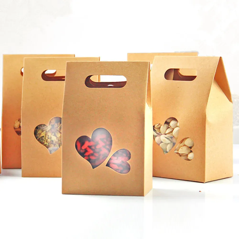 10.5*15+6cm Kraft Paper Tote Bag Gift Packing Box With Handle Clear Heart Window Wedding Favor Candy Snack Food Storage Packaging Box
