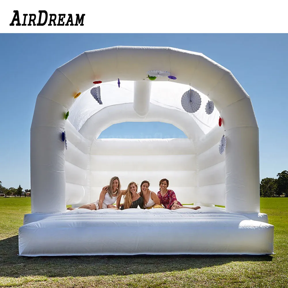 4.5x4.5m (15x15ft) With blower wholesale Wedding's Moonwalk, Plus Size Inflatable White Wedding Jumping Bouncer house, Classic Bounce jumper castle tent For Sale