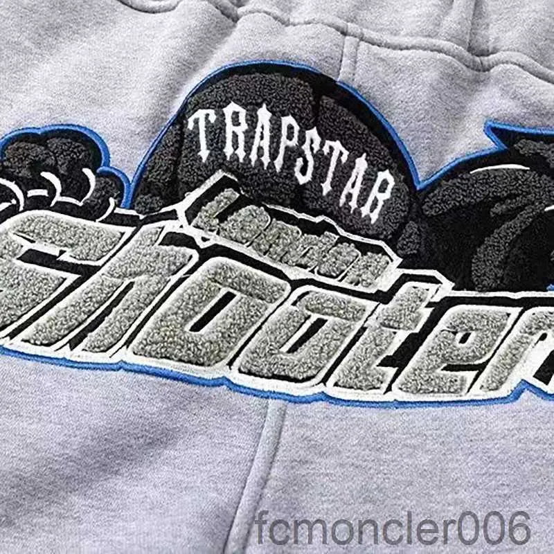 Mens Tracksuits Trapstar Designer Tracksuit 자수 배지 여성 스포츠 후 까마귀 스웨터 크기 S/M/L/XL DK9C