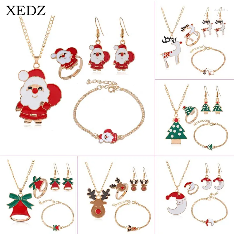 Charm Armband 5st/Set Christmas Lady Jewelry Set Santa Elk Moon Bells örhängen Halsband Armband Dekorativa ornament Girls Presents