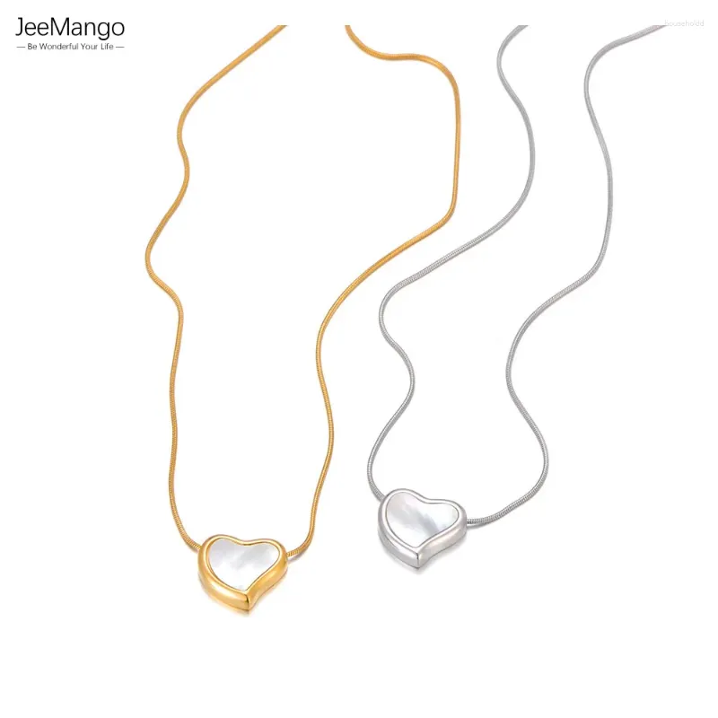 Collane con ciondolo JeeMango Elegante collana a forma di cuore con conchiglia naturale per le donne Trendy 18K placcato PVD in acciaio inossidabile con ciondolo gioielli JN23056