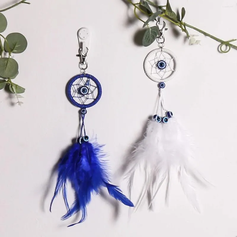 Dekorativa figurer Evil Eye Dream Catcher Car Pendant for Girls Feather Hanging Home Decor Lucky Prydnadsflickan Nyckelringstillbehör