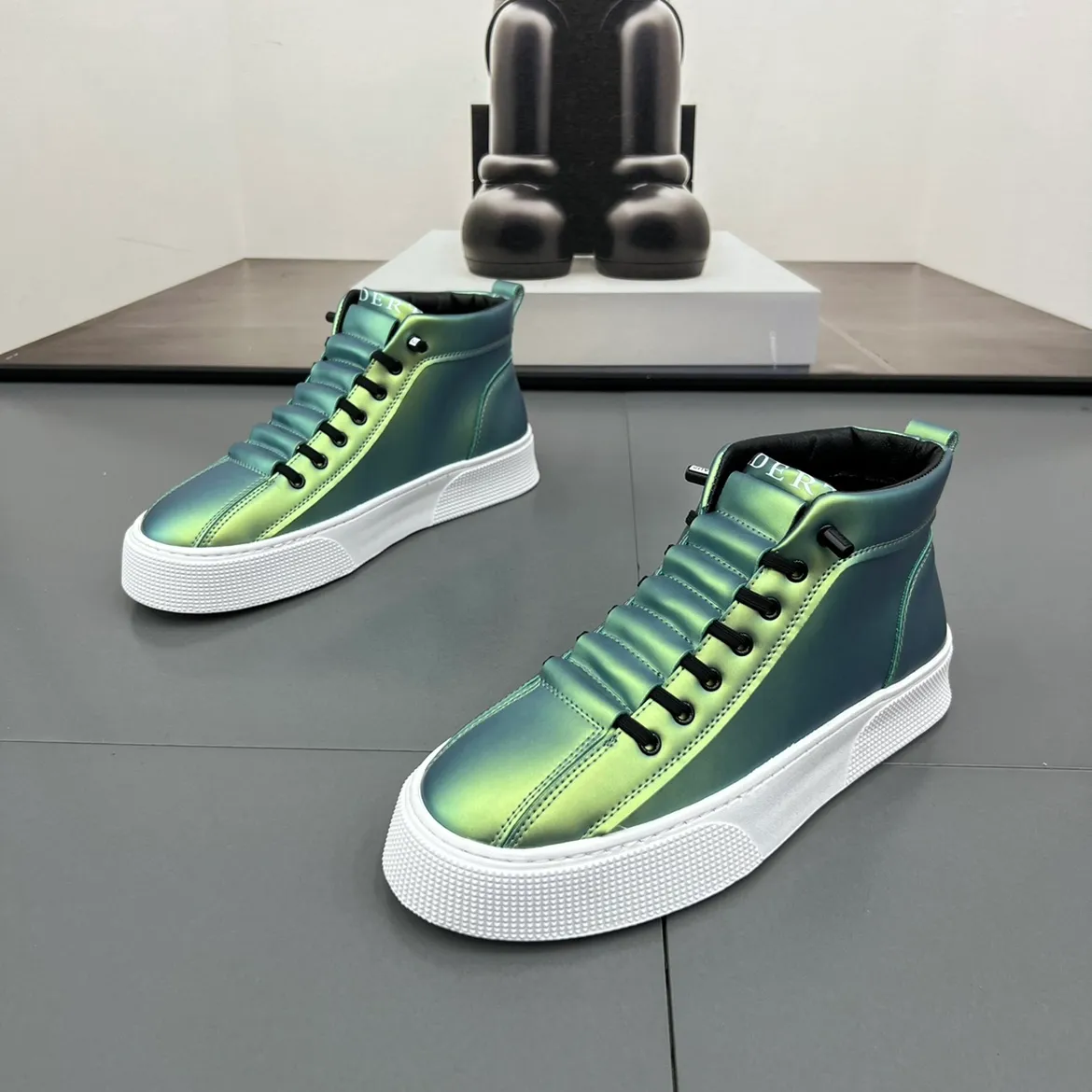 Hauts hauts Mode homme blanc vert noir marron plate-forme casual chaussures plates mocassins hommes sport marche baskets Zapatillas Hombre