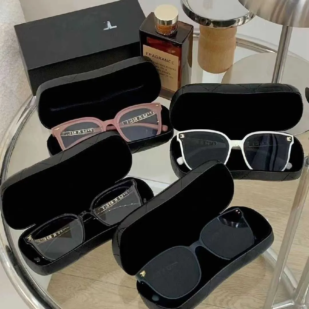 2024 Les lunettes de soleil Xiaoxiang sont populaires sur Internet et les mêmes styles à la mode et élégants Unglassesf orw omend rivingu