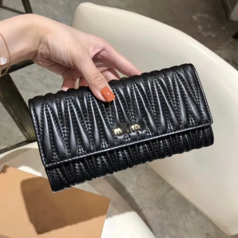 Brand Sheepskin Pleated Wallets Women's Long Purse Fashion Versatile Simple Pink Wallet Wholesale