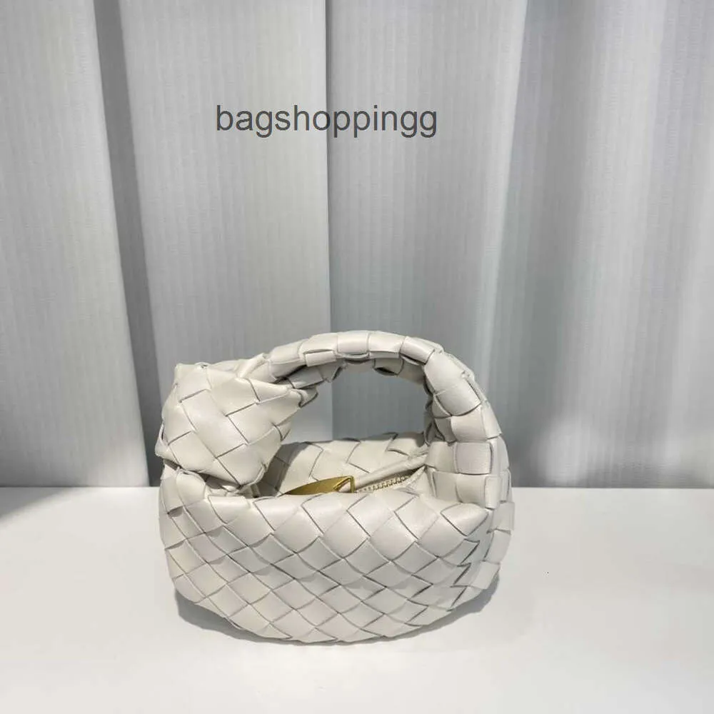 Knot Summer Evening Luxury bag Versatile Venata Bags Mini Jodies Cloud Boteega tote 16cm 2024 Designer Cutie Fashion Purse Colors Wrist HandEvening Wallet U509