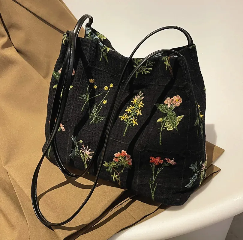 럭셔리 브랜드 대형 꽃 토트 가방 고품질 패브릭 여성 디자이너 핸드백 고용량 숄더백 240201