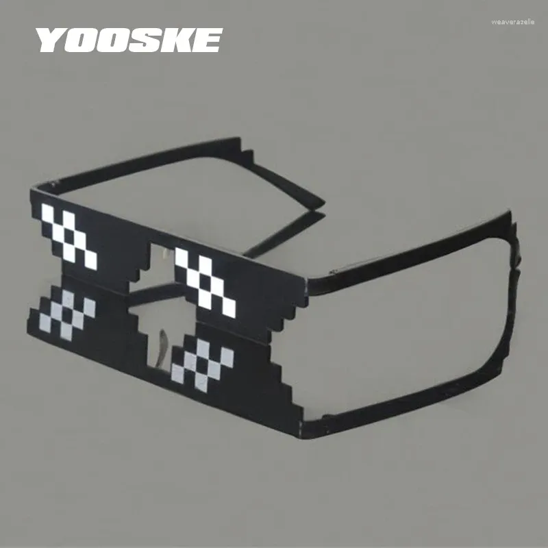 Sunglasses YOOSKE Thug Life Pixel Mosaic Men Deal With It Sun Glasses Women Around The World 8 Bits Sunglass