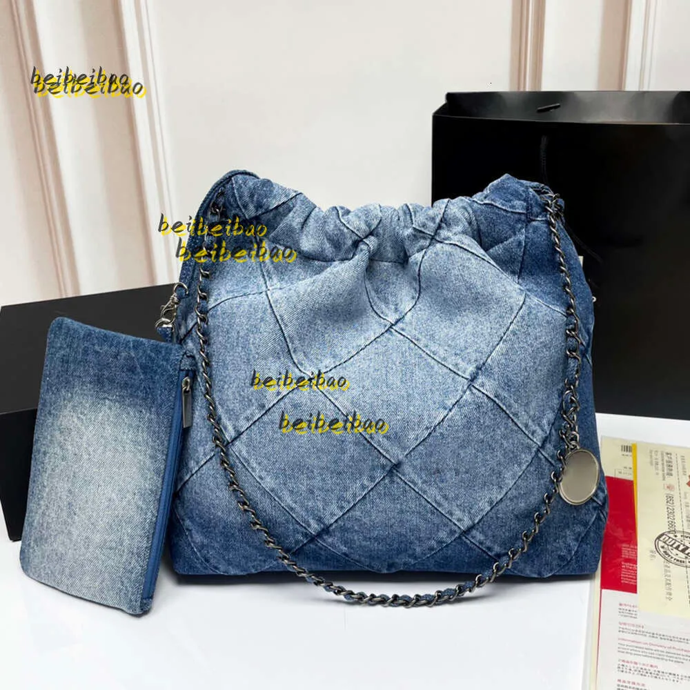 Evening Bags Shoulder Bags 2024 Denim Grand Shopping Bag Travel Designer Woman Sling Body Bag Most Expensive Handbag Sier Chain Gabrielle Quilted Bag 2023