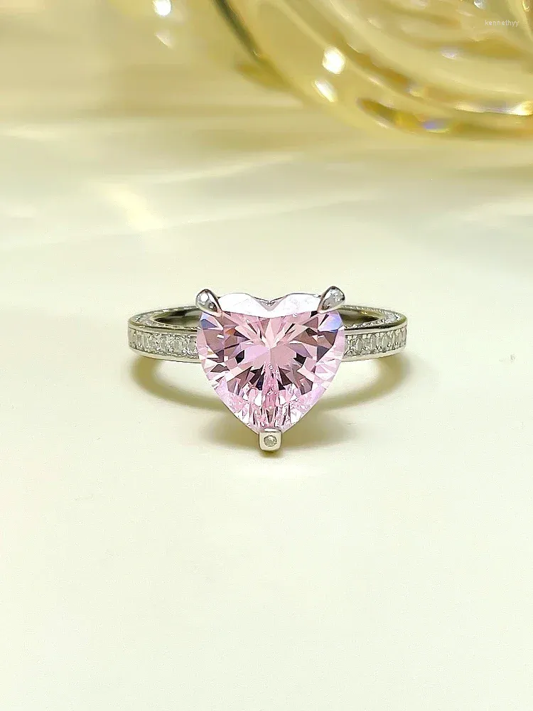 Anelli a grappolo Anello in argento puro con amore e diamante rosa alla moda e dolce con gioielli da sposa con taglio geometrico ad alto contenuto di carbonio