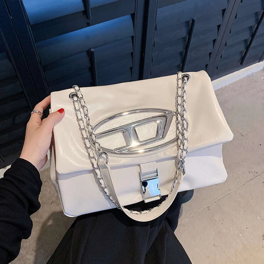 Borsa da donna in live streaming minimalista nuova spalla singola vagante per il tempo libero Internet Celebrity Crossbody 2024 78% di sconto Negozio all'ingrosso