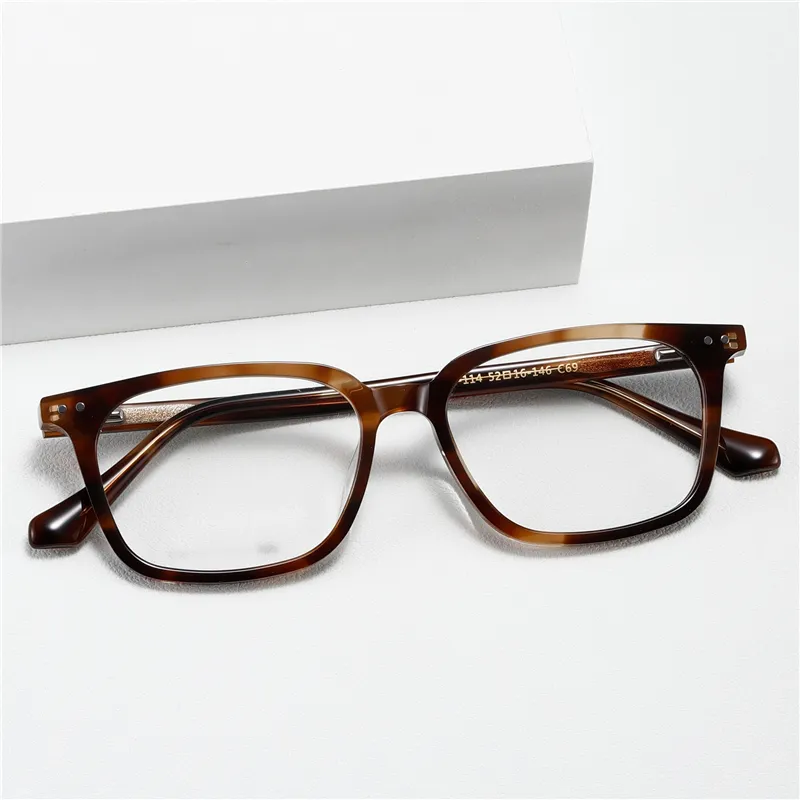 Anteojos ópticos para hombres y mujeres Diseñador retro NN-114 Marco de gafas de chapa de moda Elasticidad detallada Estilo cuadrado Placa de lente de luz anti-azul con caja