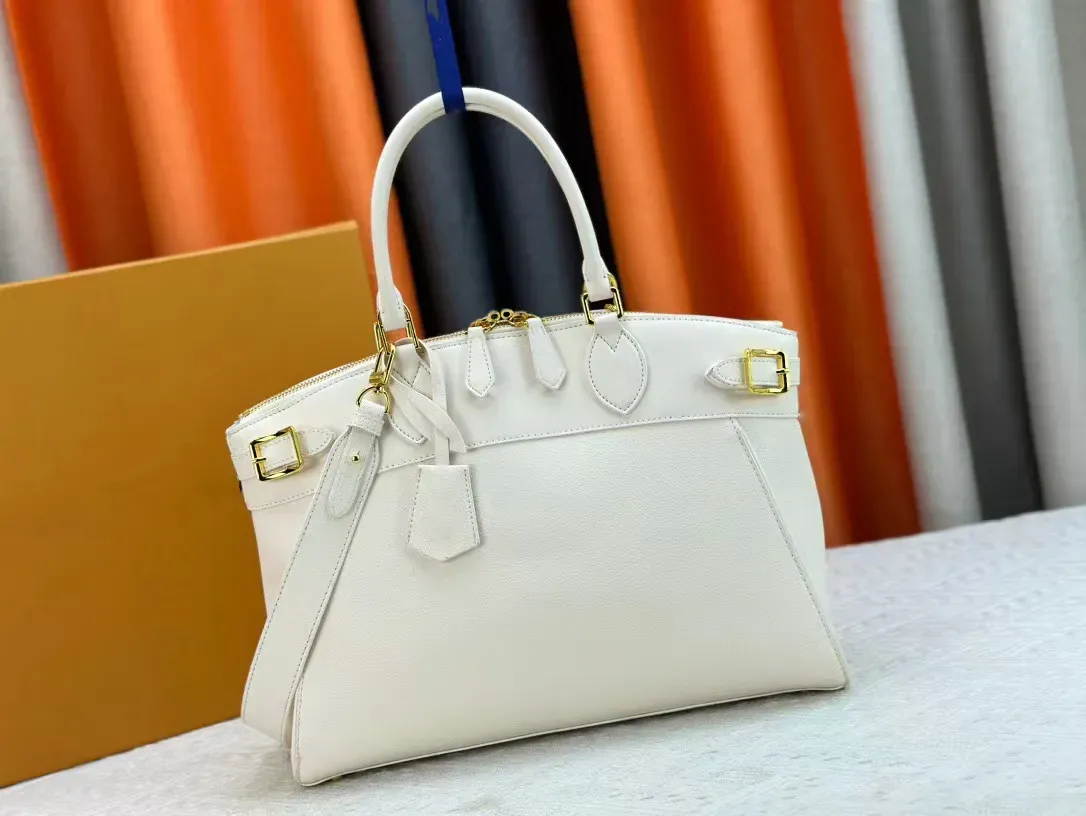 2024 Fashion Luxury Brand Classic New Designer Handbag Women Leather Handbags Womens Crossbody Vintage Clutch Tote Shoulder Prägling Messenger PAGS PALLETSPOLET