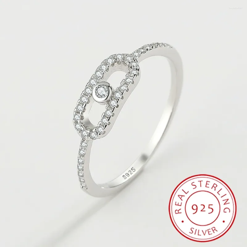 Bagues de cluster 2024 Bague de luxe Femme Real S925 Sterling Argent Diamant Zircon Pig Nose Femme Mode Girlfriend Cadeau Bijoux de fiançailles