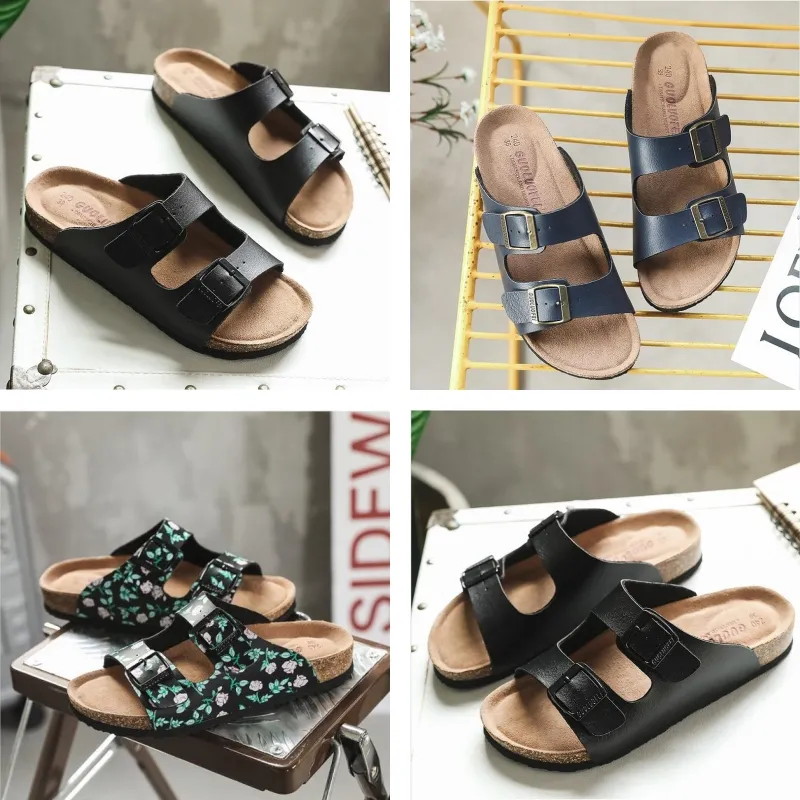 Kvinnors sandaler sommar mjuk botten mode mångsidiga kanalskor kvinnors nya varumärken designer glida gummi flip-flops platt sandal kvinnor g tofflor