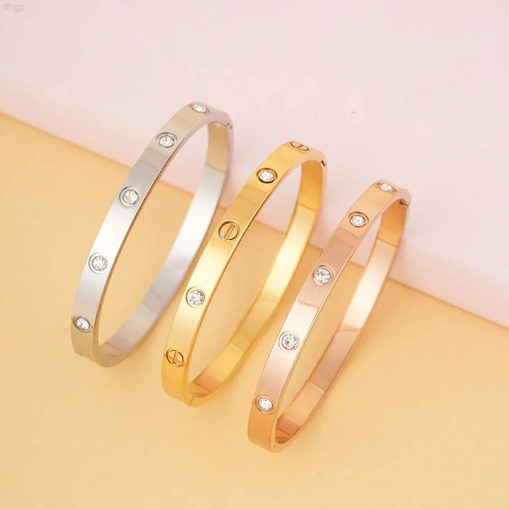 Gioielli di moda Vite Amore Magnetico Set di braccialetti sani Set di braccialetti da donna in acciaio inossidabile placcato argento con cristalli d'oro