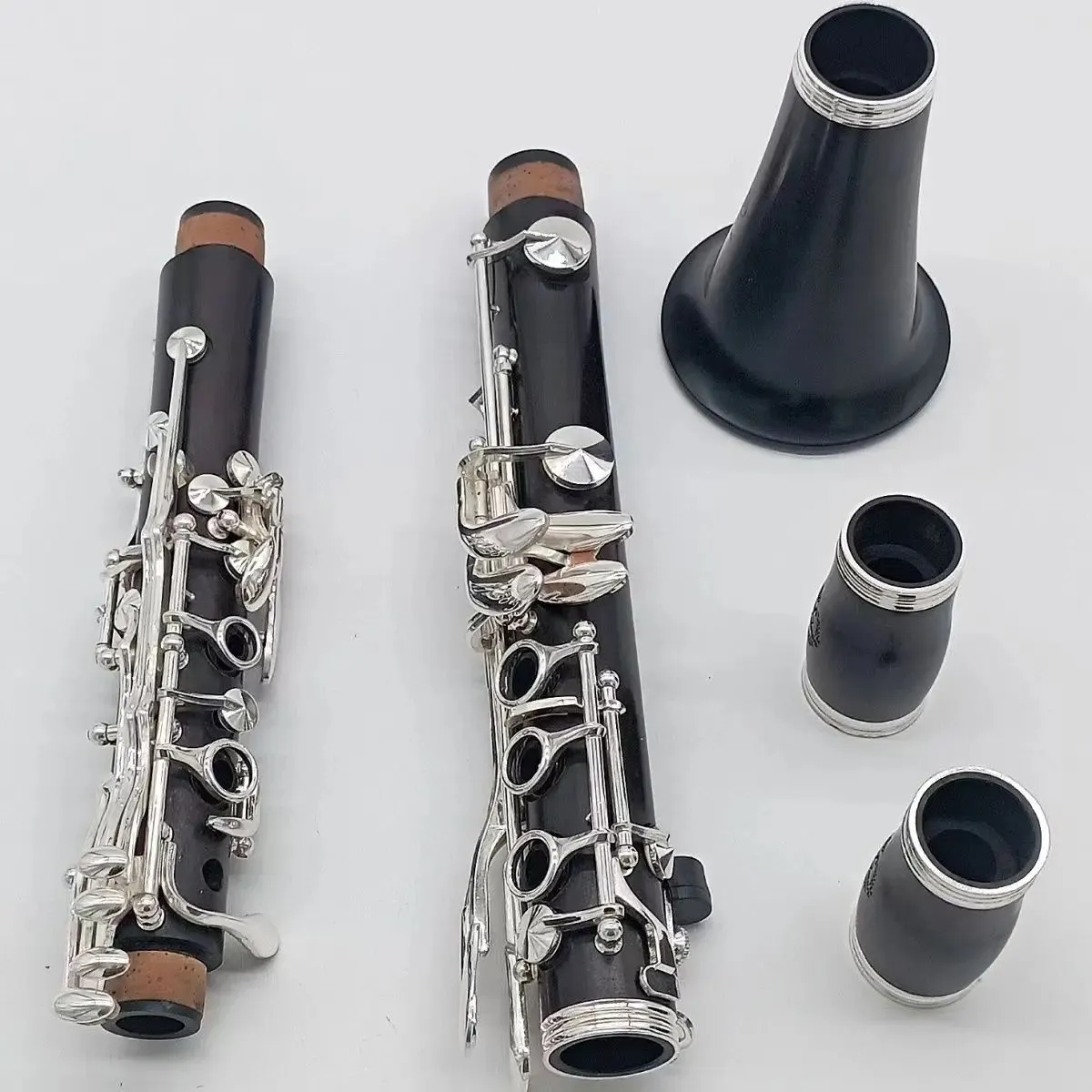 Ny ankomst Ebony Wood Clarinet 17 Keys BB Tune Musical Instrument med Case Accessories Gratis frakt