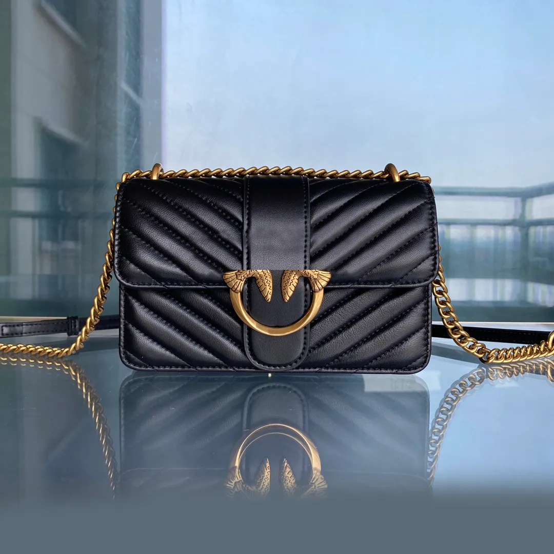 DHgate.com:2024Womens Vintage Swallow Design Leather