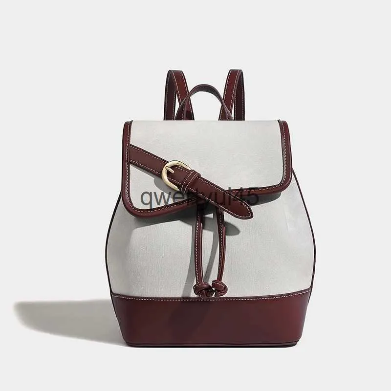 女性向けのバックパックスタイルバッグ高級デザイナーとバッグと財布2023カジュアルシンプルな旅行対照的な色