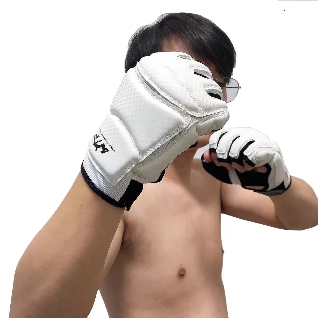 SINOBUDO WTF long tape Taekwondo Gloves Training Boxing Gloves Foot Guard Ankel Support One Set Foot and Gloves Protector 240124