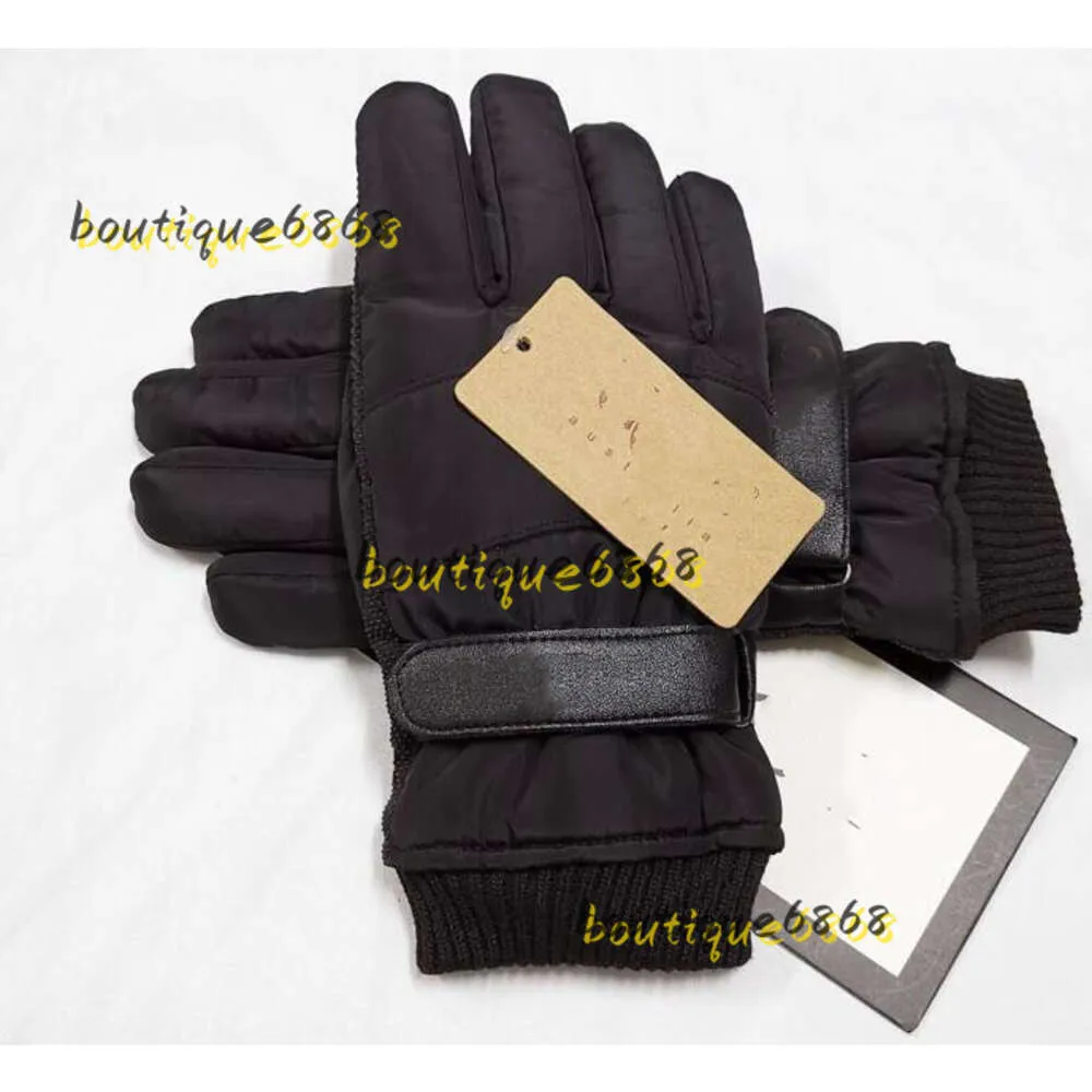 Five Fingers Gloves Fashion Fur Brand Designer Women Men Winter Warm Gloves High Quality Five Fingers Covers