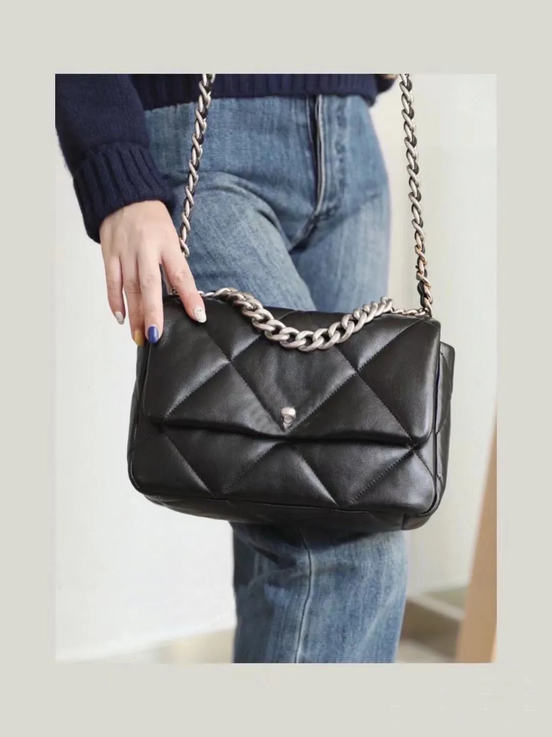 Дизайнерская женская сумка через плечо, высококачественная клетчатая лоскутная сумка. Модная сумка-цепочка из кожи с твердой пряжкой и квадратной полосой. Сумки-тоут.