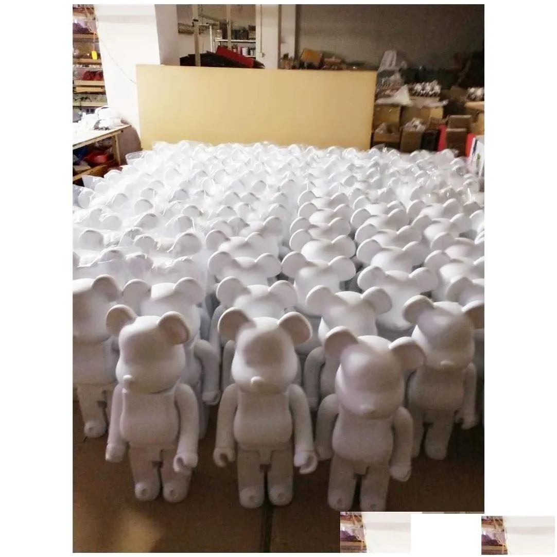 movie games est 1000% 70cm bearbrick evade glue black. white and red bear figures toy for collectors berbrick art work model decor