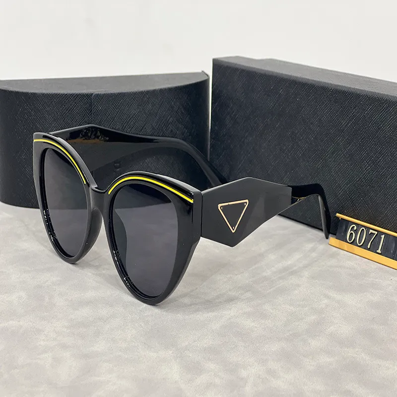 2024Nouveaux modèles de lunettes de soleil de créateurs UV400 Lunettes de soleil d'extérieur Mode Lunettes de soleil classiques pour femmes Lunettes de luxe Iconic Triangle Mix Couleur en option