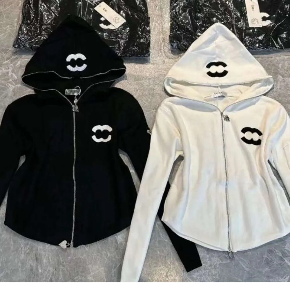 Ropa de mujer Chaquetas de tendencia Diseñador estándar original Chaqueta de lujo prendas de vestir exteriores para ropa casual abrigo chaqueta de estilo callejero de moda mujer sudadera con capucha de manga larga cc camiseta 88