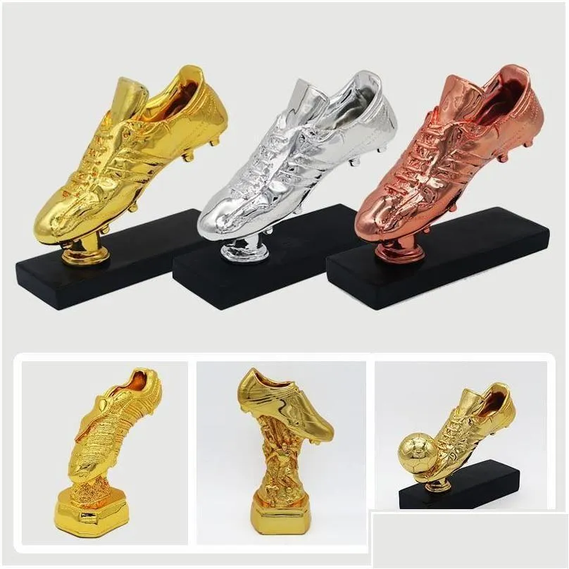 Dekorativa föremål Figurer 29 cm High Football Soccer Award Trophy Guldpläterade mästare Shoe Boot League Souvenir Cup Gift Custo DHECQ