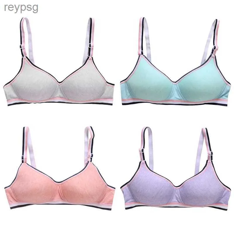 Bras Bras Young Girls Wireless Bra Bra Teenage Sport Underwear 12-18y Small Lingerie YQ240203