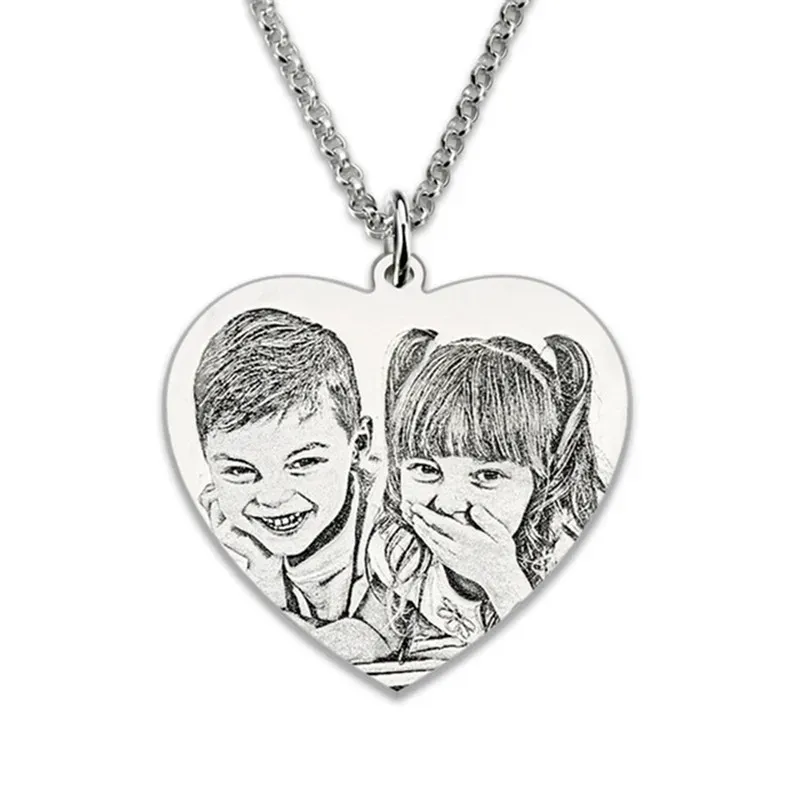 Necklaces Personalized Photo Necklace Engraved Name Heart Necklace For Women Titanium Steel Jewelry Customized Memorial Gift Mother's Day