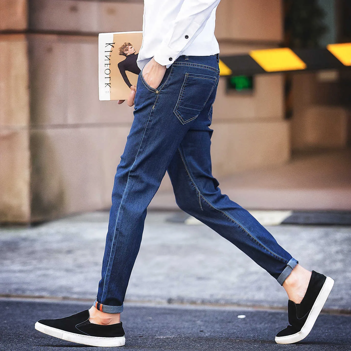 Calça jeans versátil masculina, cor sólida, slim fit, edição coreana, minimalista, bainha, bolso, tamanho grande